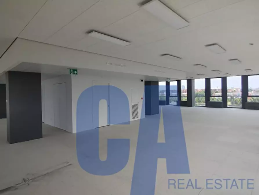 Immagine 20 di Ufficio in affitto  in VIA KULISCIOFF ANNA a Milano