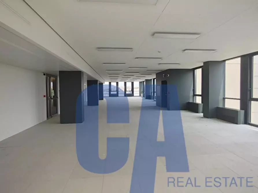 Immagine 18 di Ufficio in affitto  in VIA KULISCIOFF ANNA a Milano