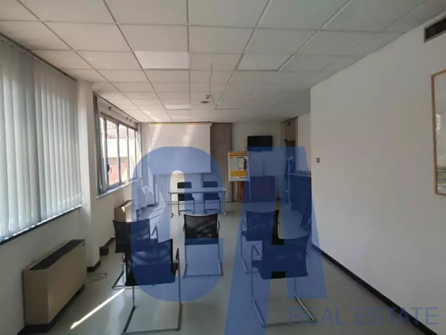 Immagine 3 di Ufficio in vendita  in VIA GRANDI A. a Vimodrone