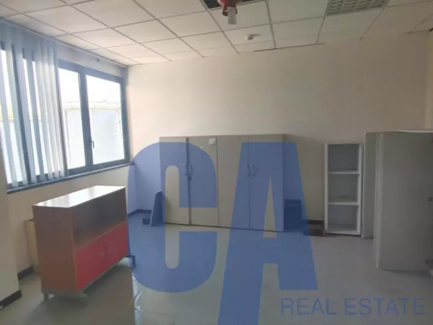 Immagine 12 di Ufficio in vendita  in VIA GRANDI A. a Vimodrone