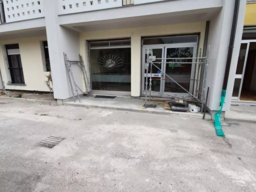 Immagine 4 di Negozio in affitto  in Via Cardinal Massaia 98 a Casale Monferrato