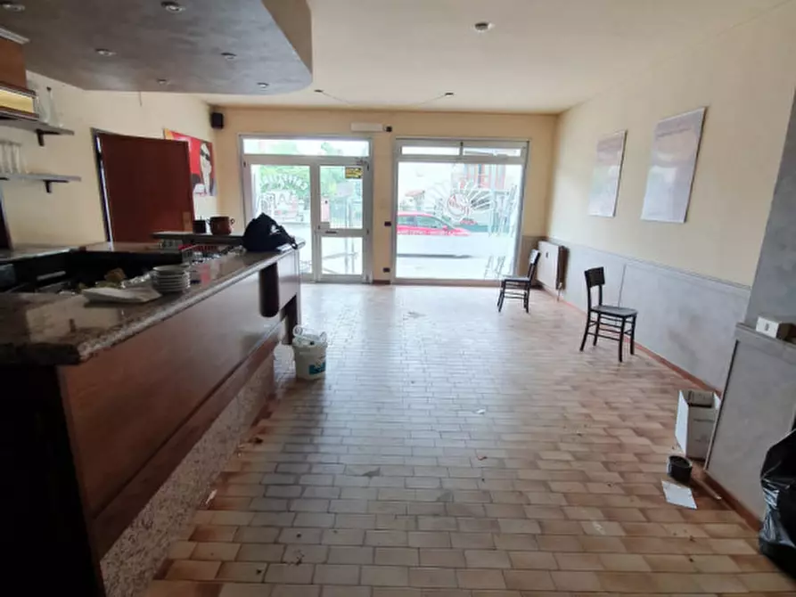Immagine 6 di Negozio in affitto  in Via Cardinal Massaia 98 a Casale Monferrato