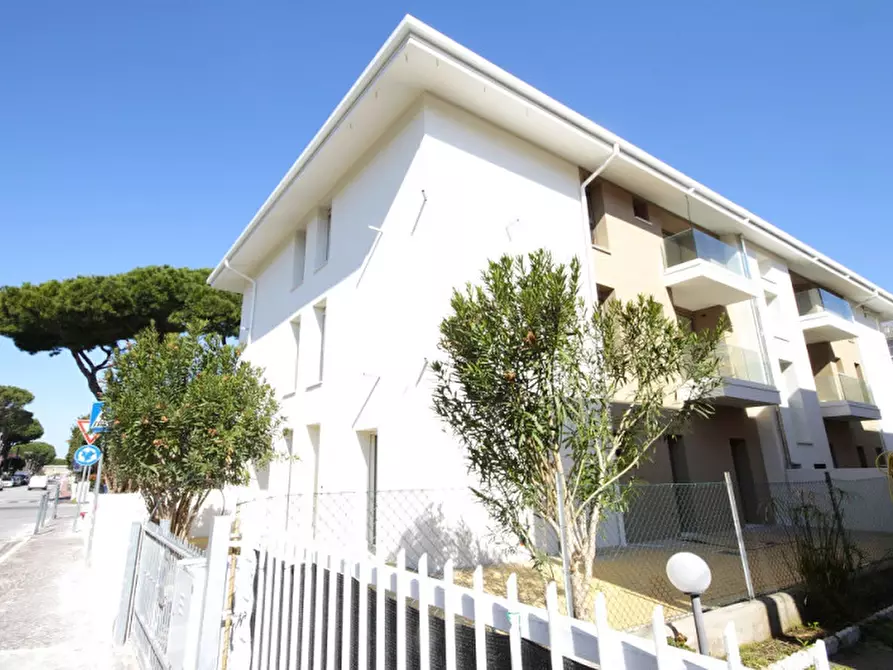 Immagine 1 di Appartamento in vendita  in Via Gramsci a Misano Adriatico