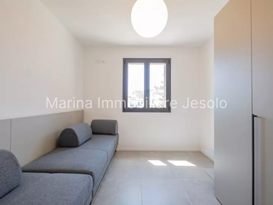 Immagine 16 di Appartamento in vendita  in via buonarroti a Jesolo