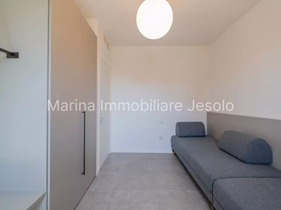 Immagine 18 di Appartamento in vendita  in via buonarroti a Jesolo