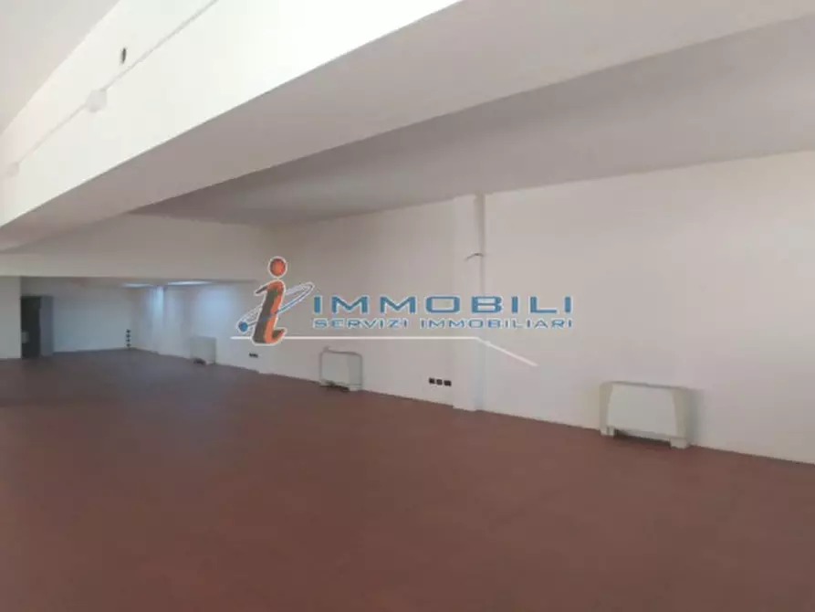 Immagine 14 di Ufficio in affitto  in VIALE CERTOSA a Milano