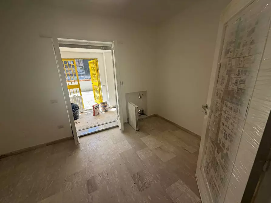 Immagine 17 di Appartamento in vendita  a Napoli