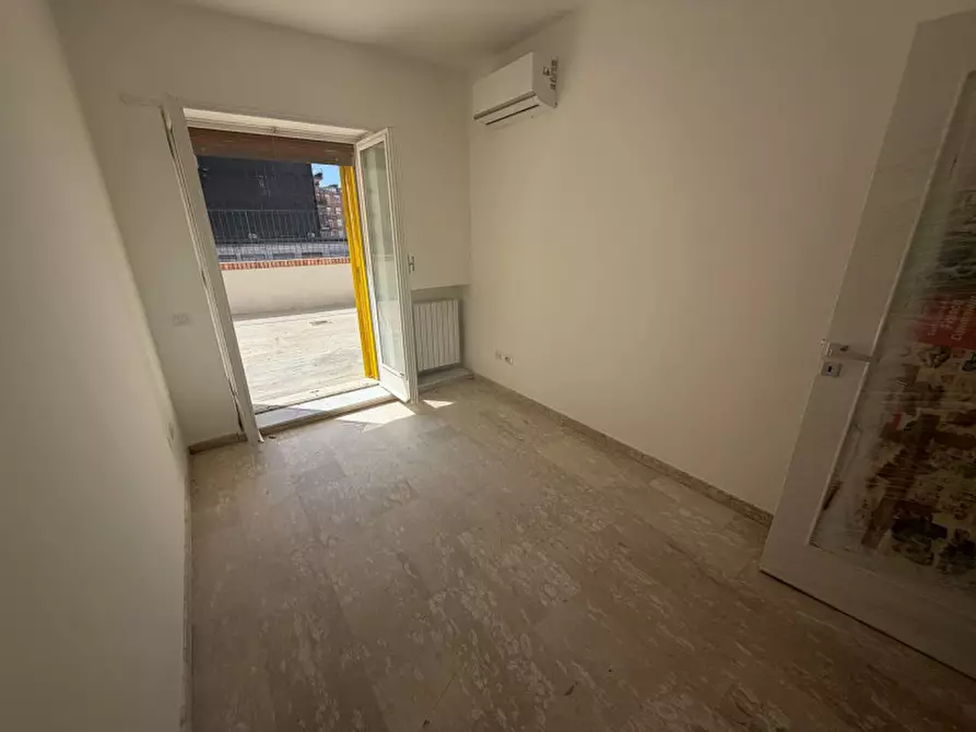 Immagine 18 di Appartamento in vendita  a Napoli