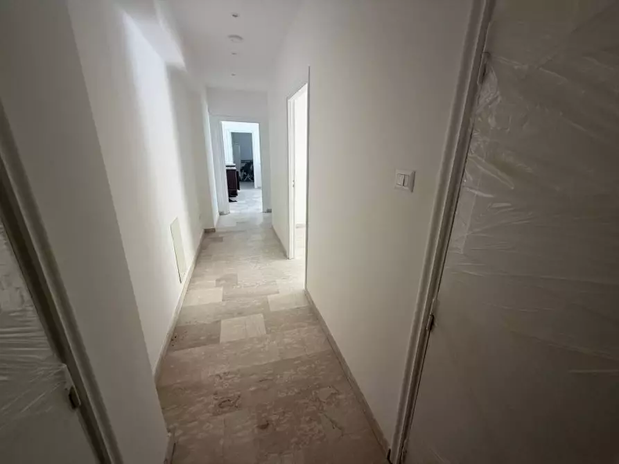 Immagine 24 di Appartamento in vendita  a Napoli