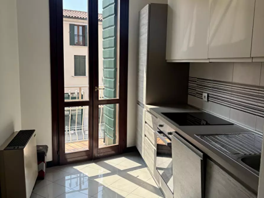Immagine 5 di Appartamento in affitto  in VIA SAN MARCO 133 a Padova