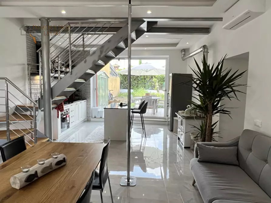 Immagine 8 di Villetta a schiera in vendita  in via Prandina a Valeggio Sul Mincio