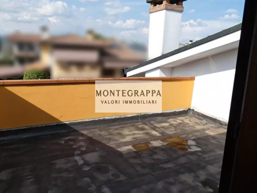 Immagine 13 di Casa bifamiliare in vendita  in Via Santa Fosca a Altivole