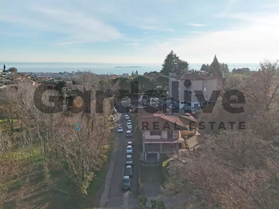 Immagine 40 di Appartamento in vendita  in Via Monticelli 1 a Soiano Del Lago