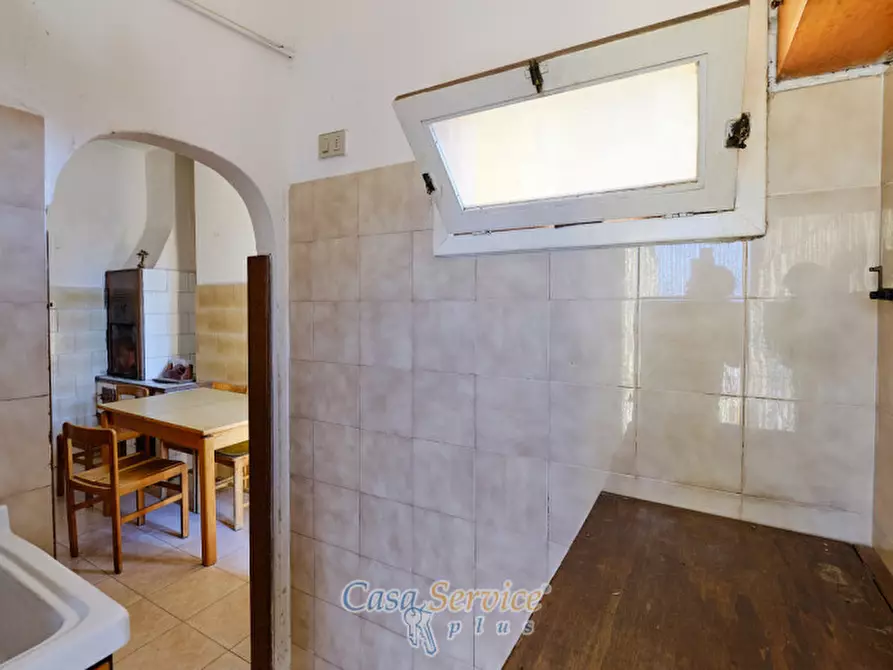 Immagine 12 di Appartamento in vendita  a Matino