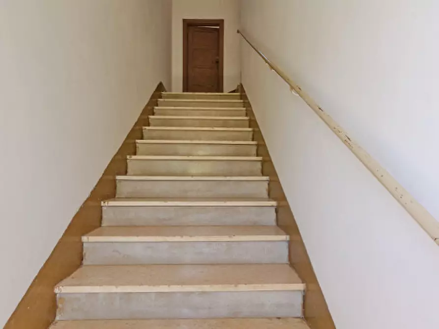 Immagine 40 di Appartamento in vendita  a Matino