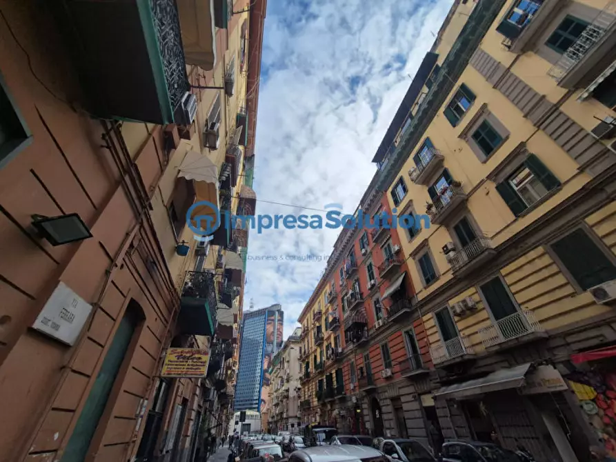 Immagine 3 di Negozio in vendita  in Via Ferrara a Napoli