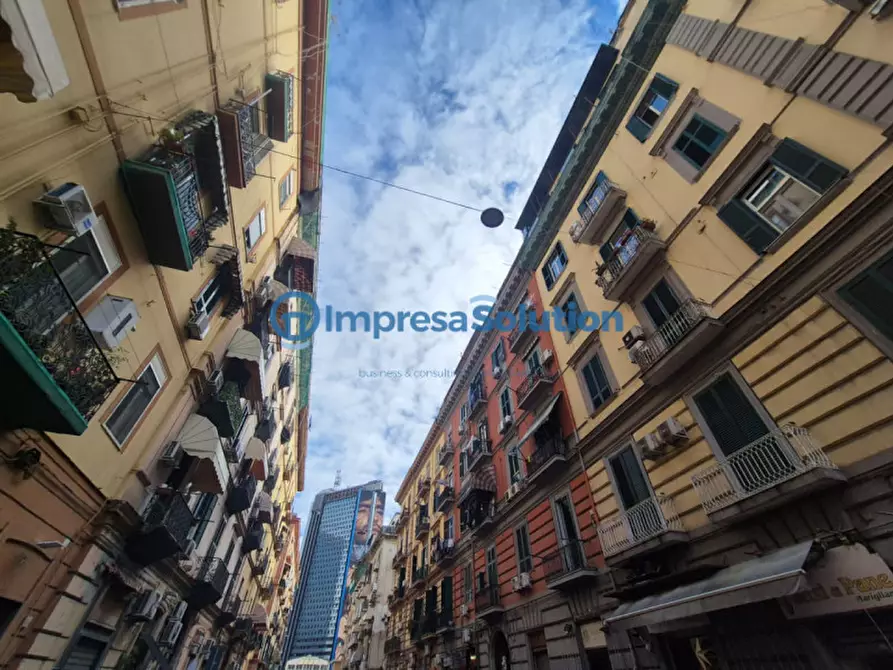 Immagine 5 di Negozio in vendita  in Via Ferrara a Napoli