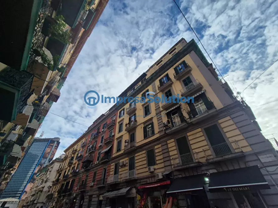 Immagine 15 di Negozio in vendita  in Via Ferrara a Napoli