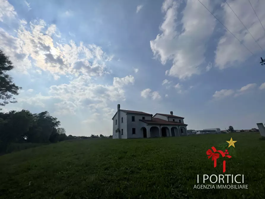 Immagine 1 di Casa bifamiliare in vendita  in via Tito Speri a Scorzè