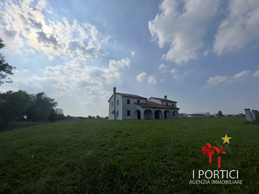 Immagine 3 di Casa bifamiliare in vendita  in via Tito Speri a Scorzè