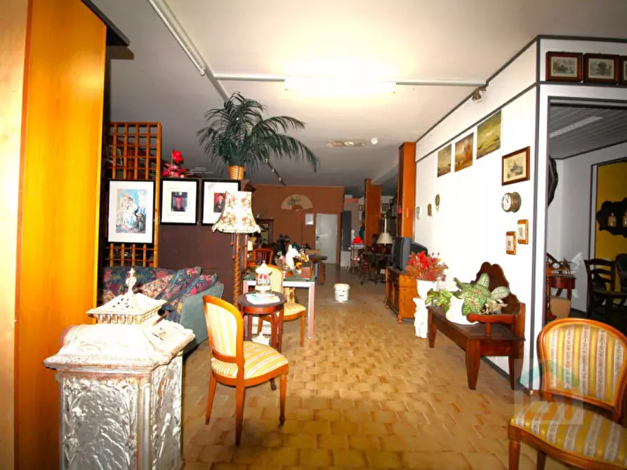 Immagine 8 di Laboratorio in vendita  in via san Giorgio 2 a Bicinicco