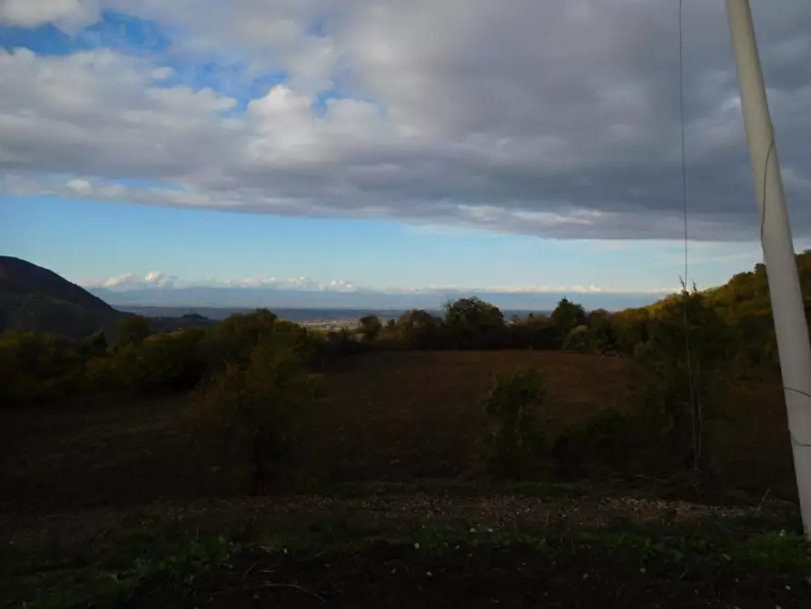 Immagine 3 di Rustico / casale in vendita  a Torreglia