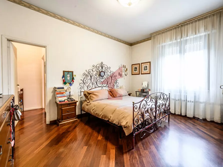 Immagine 40 di Appartamento in vendita  in via battibue a Parma