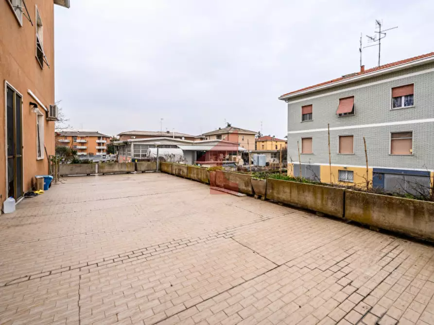 Immagine 57 di Appartamento in vendita  in via battibue a Parma