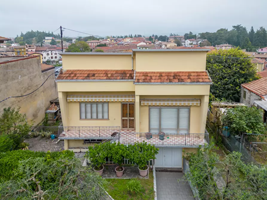 Immagine 1 di Villa in vendita  in Via Gianfilippi a Castelnuovo Del Garda
