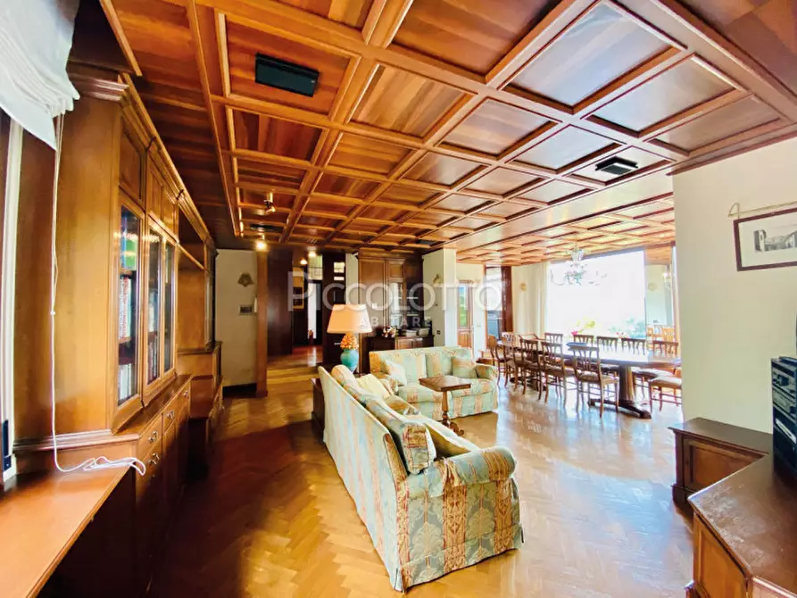 Immagine 16 di Villa in vendita  in via Mangesa a Conegliano