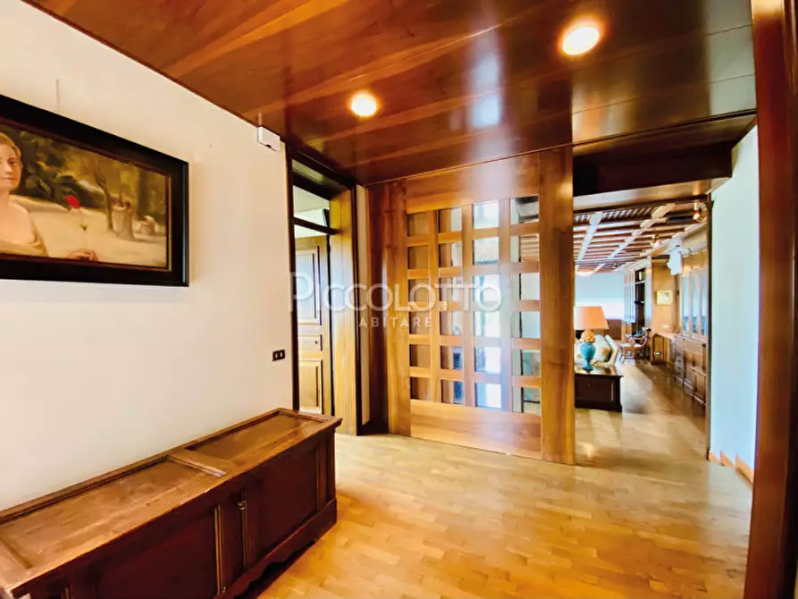 Immagine 22 di Villa in vendita  in via Mangesa a Conegliano