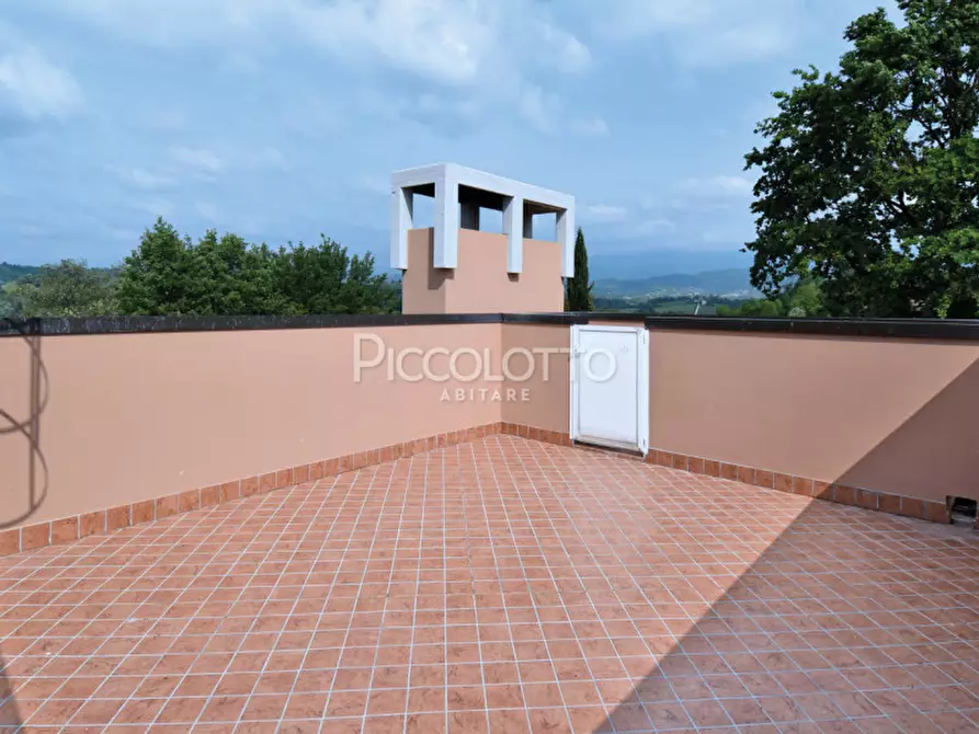 Immagine 38 di Villa in vendita  in via Mangesa a Conegliano