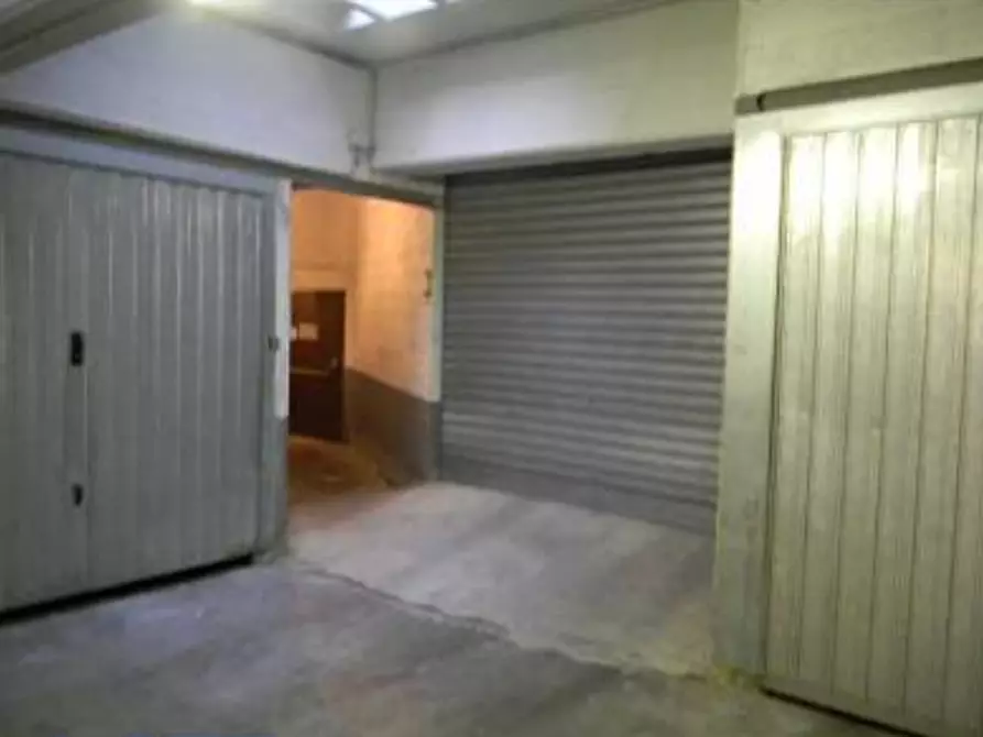 Immagine 1 di Garage in vendita  in Via Alione, 6 a Asti