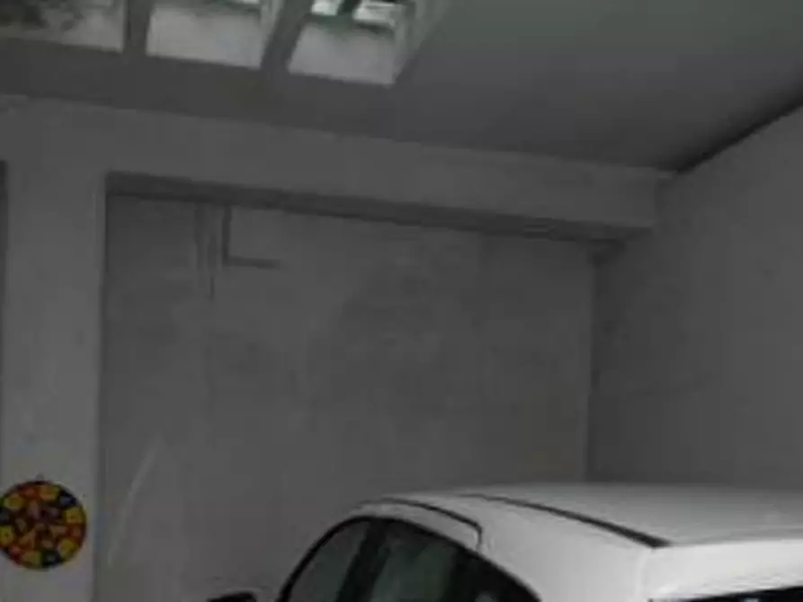 Immagine 3 di Garage in vendita  in Via Alione, 6 a Asti