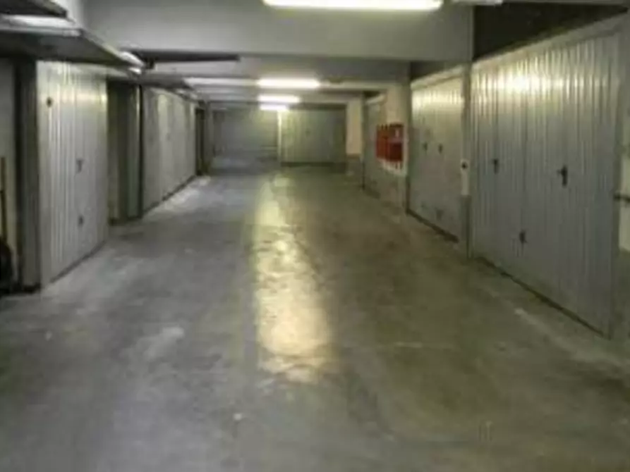 Immagine 5 di Garage in vendita  in Via Alione, 6 a Asti