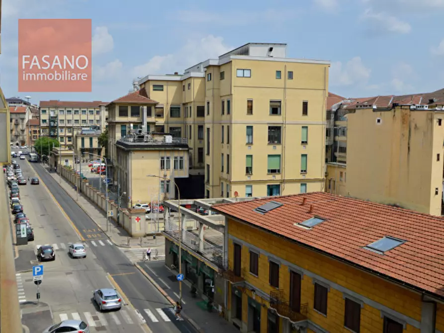 Immagine 10 di Camera in affitto  in Via Genova 16 a Torino