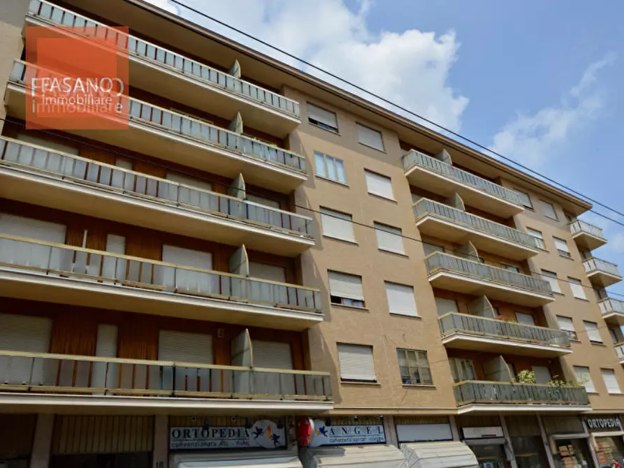 Immagine 15 di Camera in affitto  in Via Genova 16 a Torino