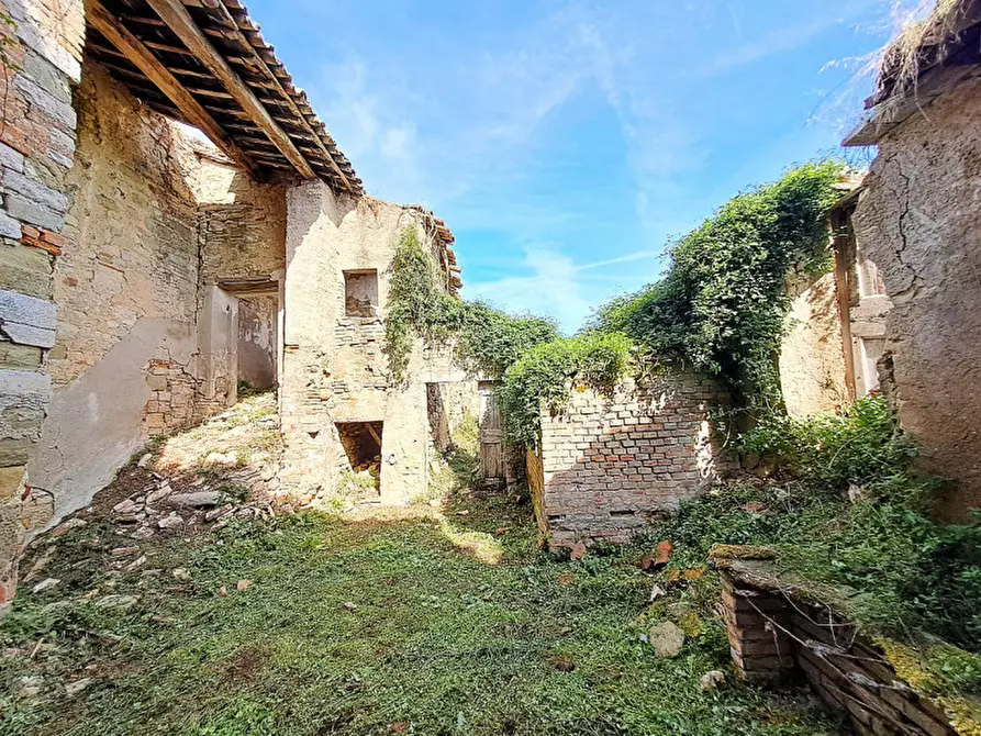 Immagine 18 di Rustico / casale in vendita  a Umbertide