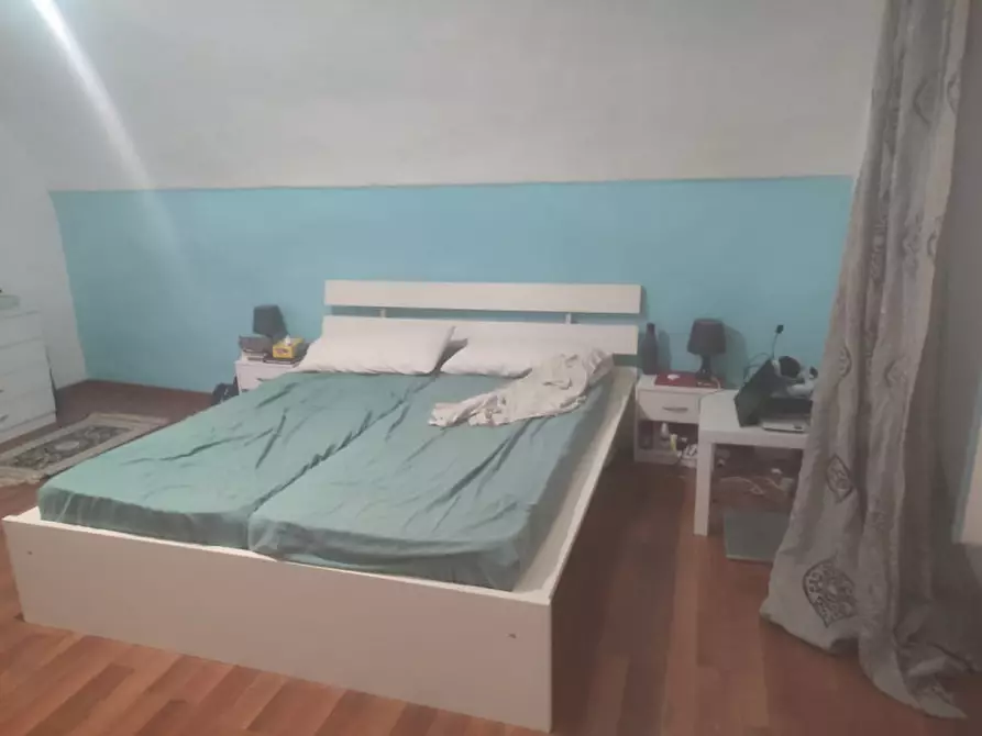 Immagine 7 di Appartamento in affitto  in corso vittorio emanuele 211 a Napoli