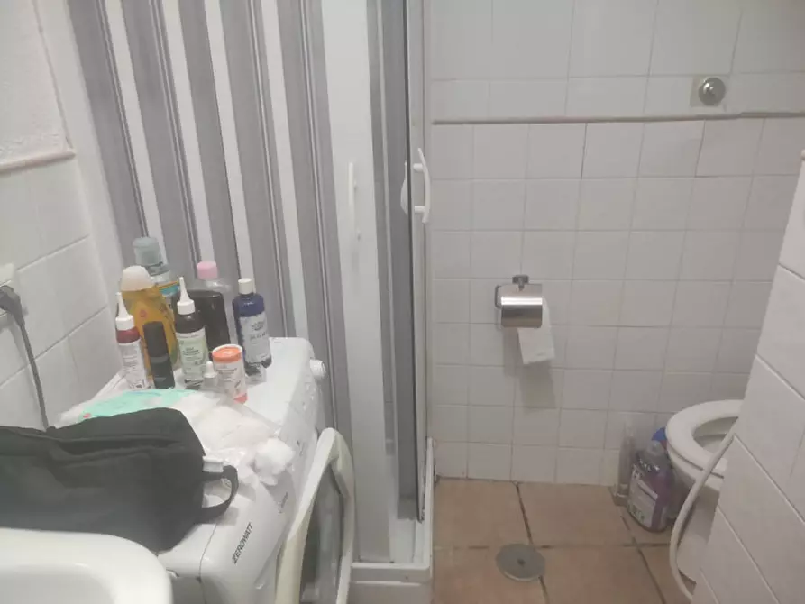 Immagine 23 di Appartamento in affitto  in corso vittorio emanuele 211 a Napoli