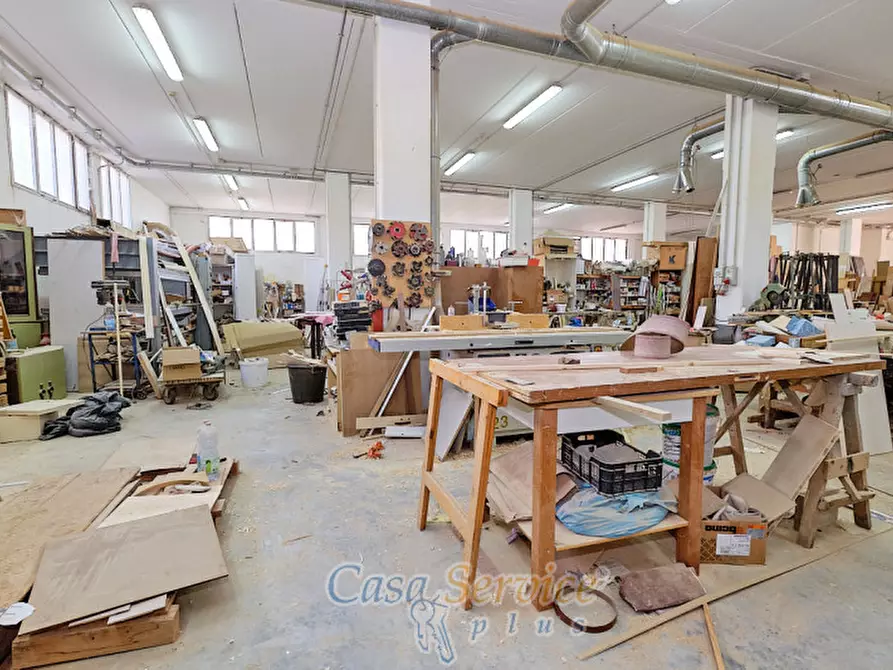 Immagine 4 di Capannone industriale in vendita  a Gallipoli