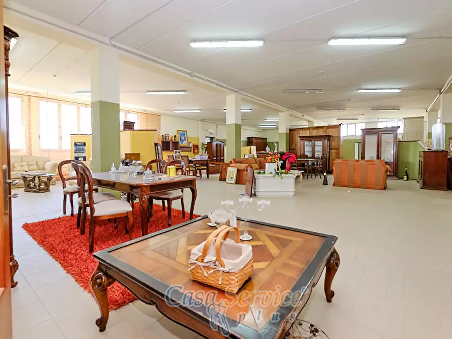 Immagine 13 di Capannone industriale in vendita  a Gallipoli