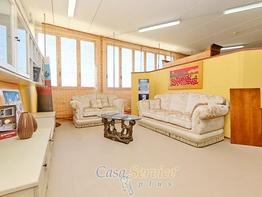 Immagine 14 di Capannone industriale in vendita  a Gallipoli