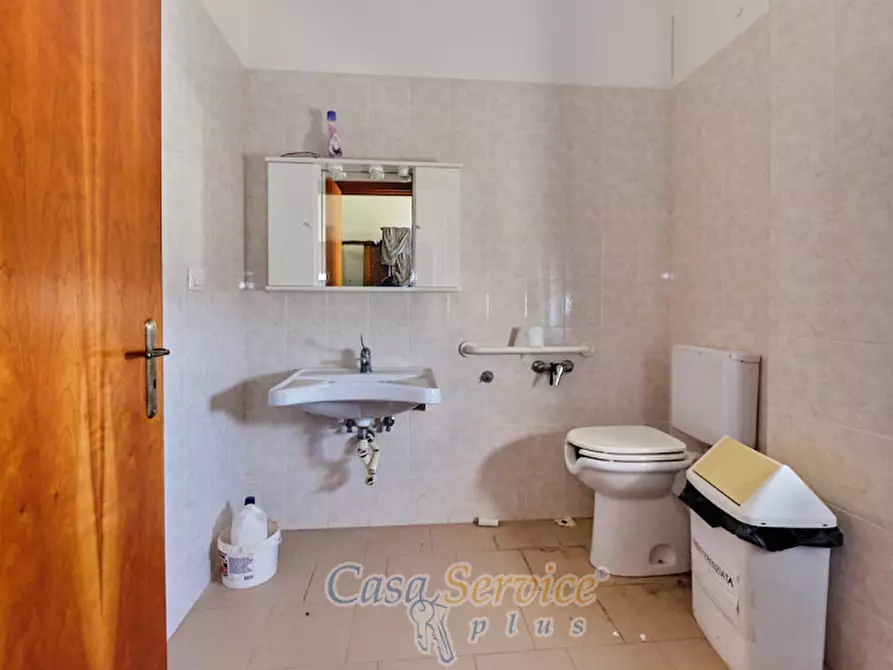 Immagine 45 di Capannone industriale in vendita  a Gallipoli