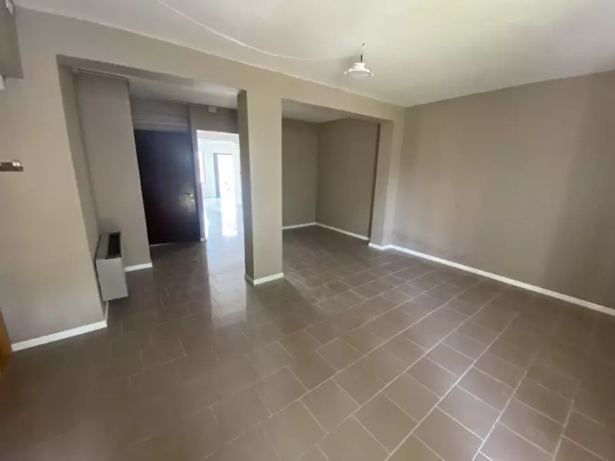 Immagine 7 di Negozio in affitto  in via IV Novembre a Mestrino