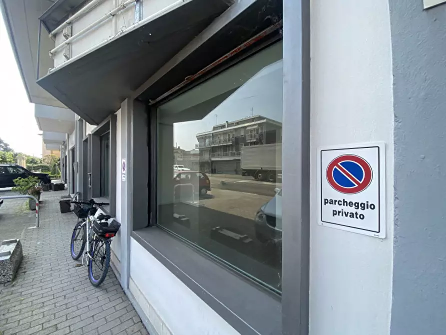 Immagine 11 di Negozio in affitto  in via IV Novembre a Mestrino