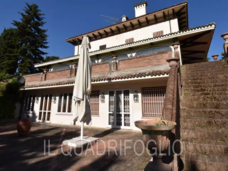 Immagine 6 di Villa in vendita  a Cesena
