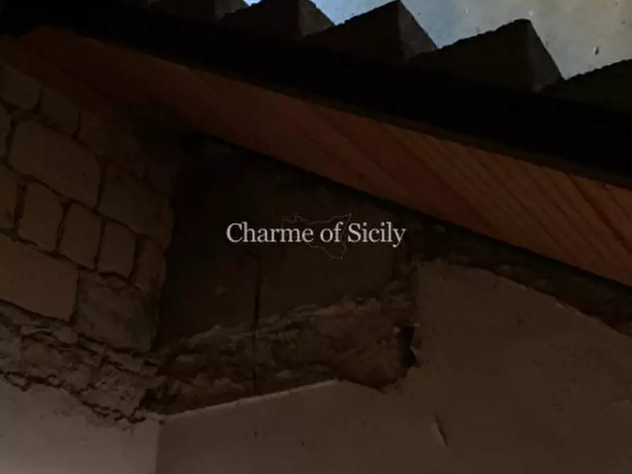 Immagine 9 di Casa indipendente in vendita  in Piazza Matteotti a Modica