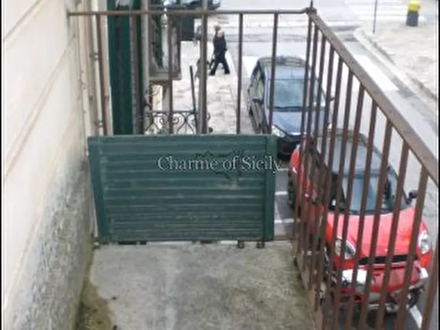 Immagine 11 di Casa indipendente in vendita  in Piazza Matteotti a Modica