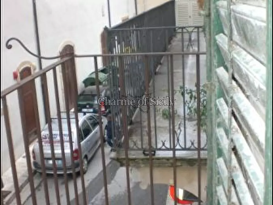Immagine 12 di Casa indipendente in vendita  in Piazza Matteotti a Modica